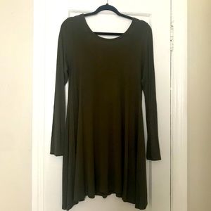 Tobi Long Sleeved Open Back Dress